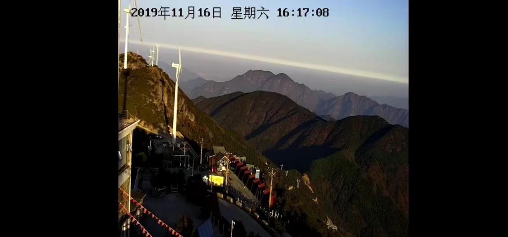 助力浙江最美的云海 安装摄像头实现景点直播
